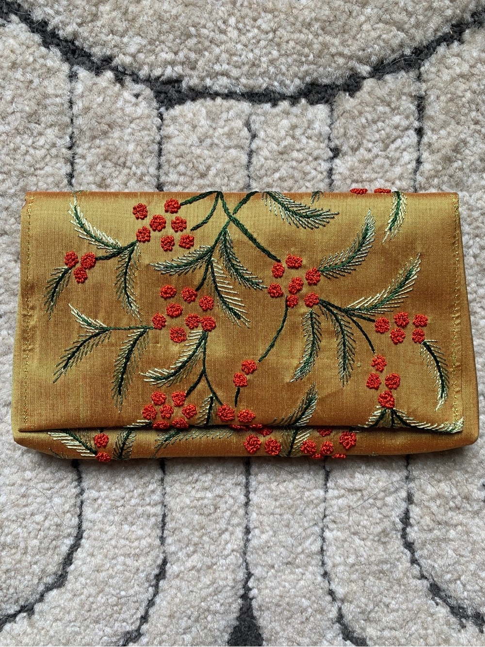 Chan Luu Clutch / Wallet - Gold